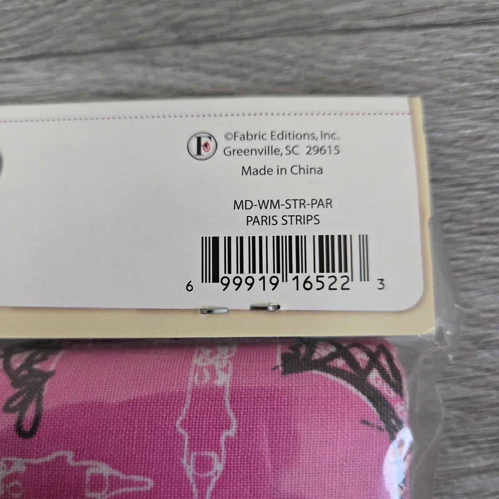 Creative Cuts Pink Paris Strips 2.5x42 28pc Lot Cotton Fabric Jelly Roll Style